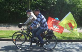 Ostersonntag mit dem Fahrrad von Essen nach Bochum ("Ostermarsch")
